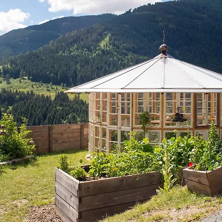 Hepi Domek letniskowy *